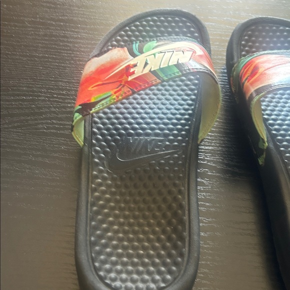 Nike Black and Multicolor Slide Sandals - Picture 4 of 9